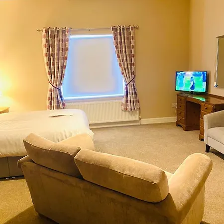 Seven Oaks Bed & Breakfast