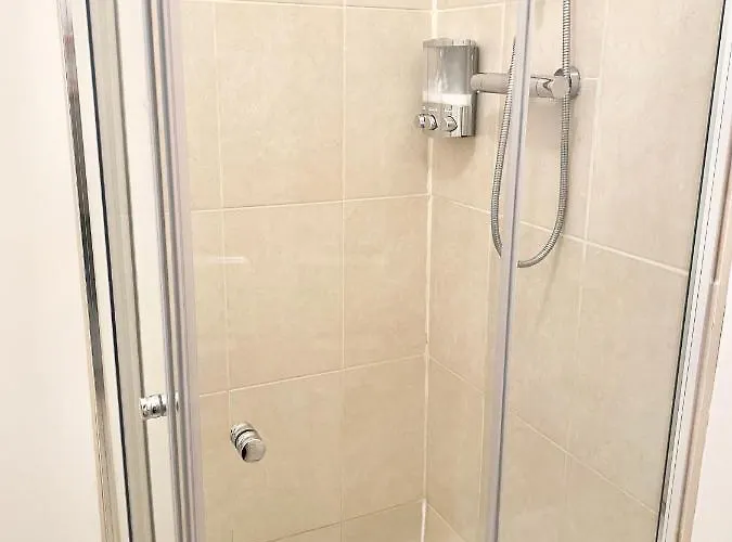 Seven Oaks Ballyhaunis