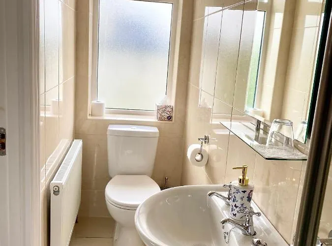 Seven Oaks فندق مبيت وإفطار