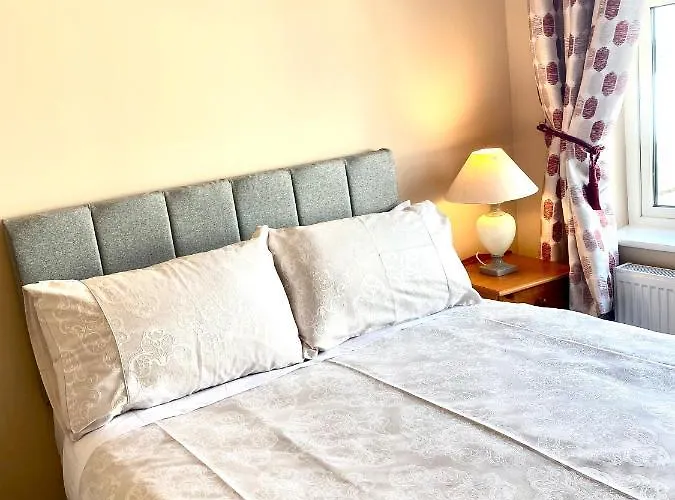 Seven Oaks Bed & Breakfast